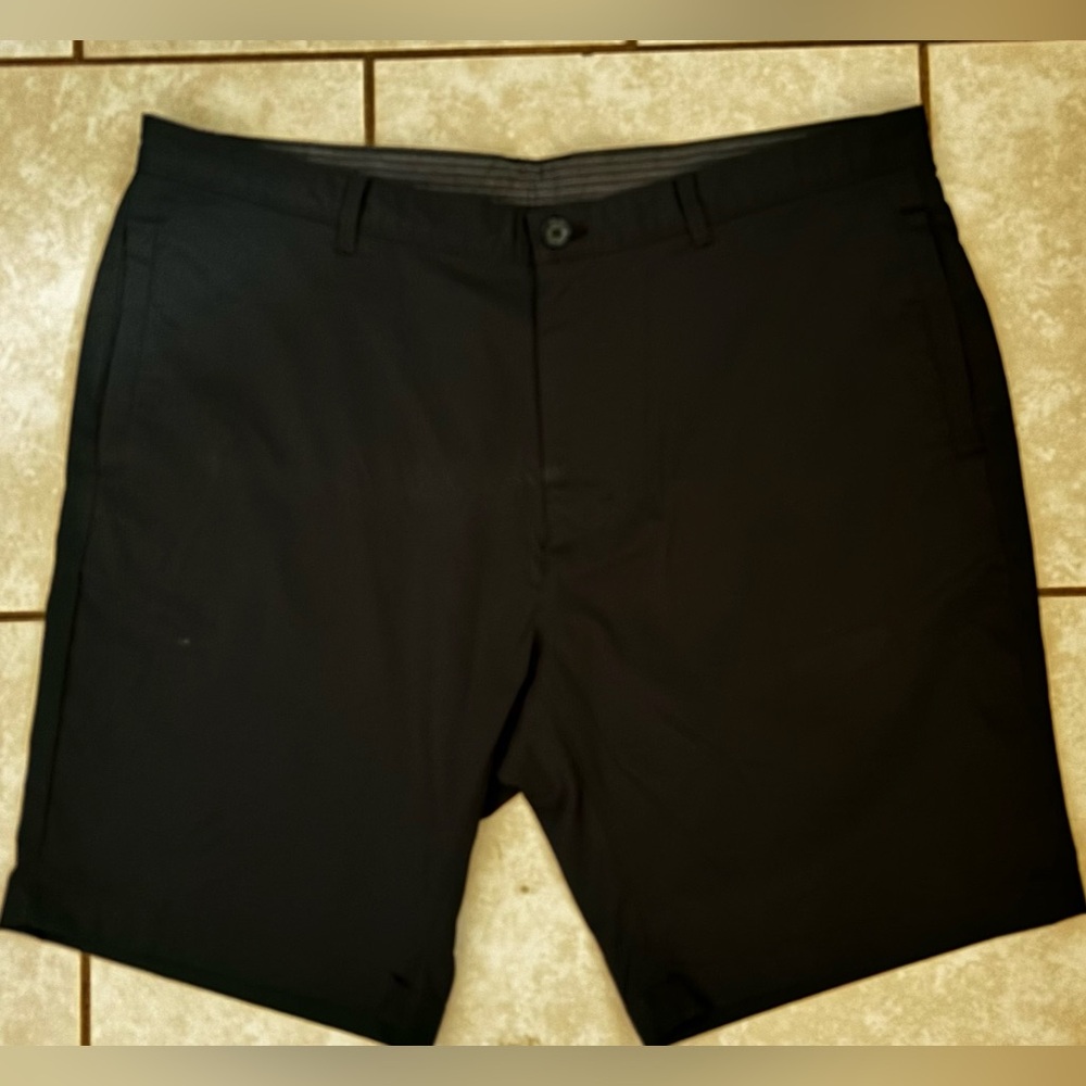 Brand new Calvin Klein golfer shorts